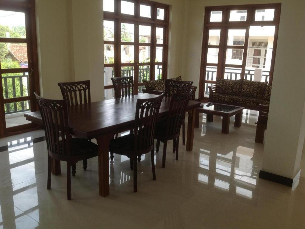 Araliya Blue Beach View Hotel Kudapaduwa Exterior photo