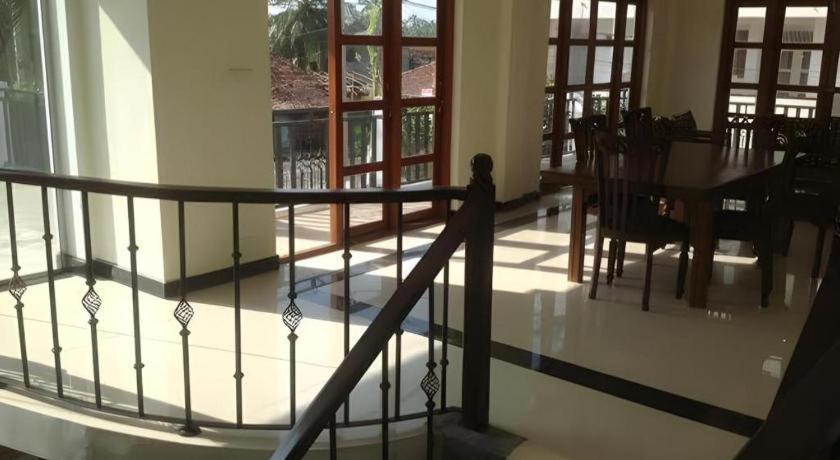 Araliya Blue Beach View Hotel Kudapaduwa Exterior photo